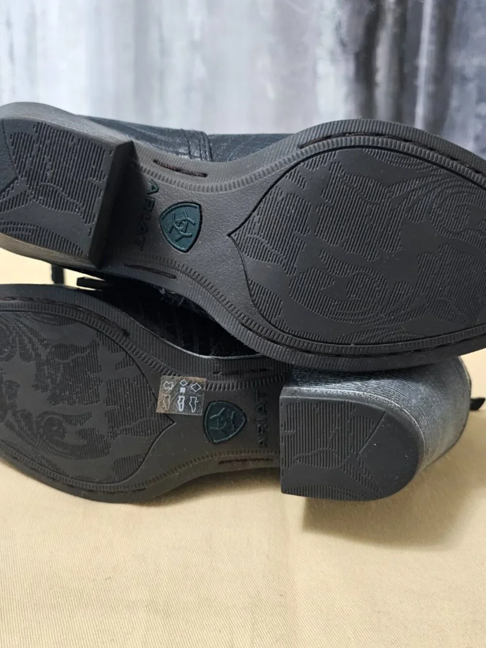 Ariat Western Booties Black Leather Snake Print Silver Buckle Women’s Size 6.5 - Picture 6 of 7